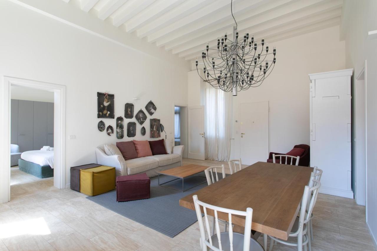 Apartamento Infinite House Guglie